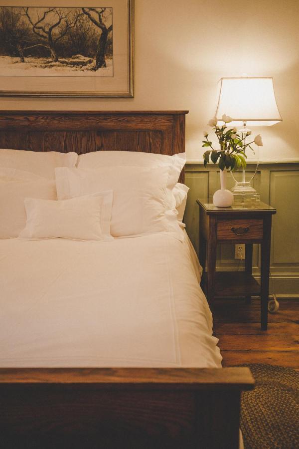 The Mariner King Inn Lunenburg Esterno foto