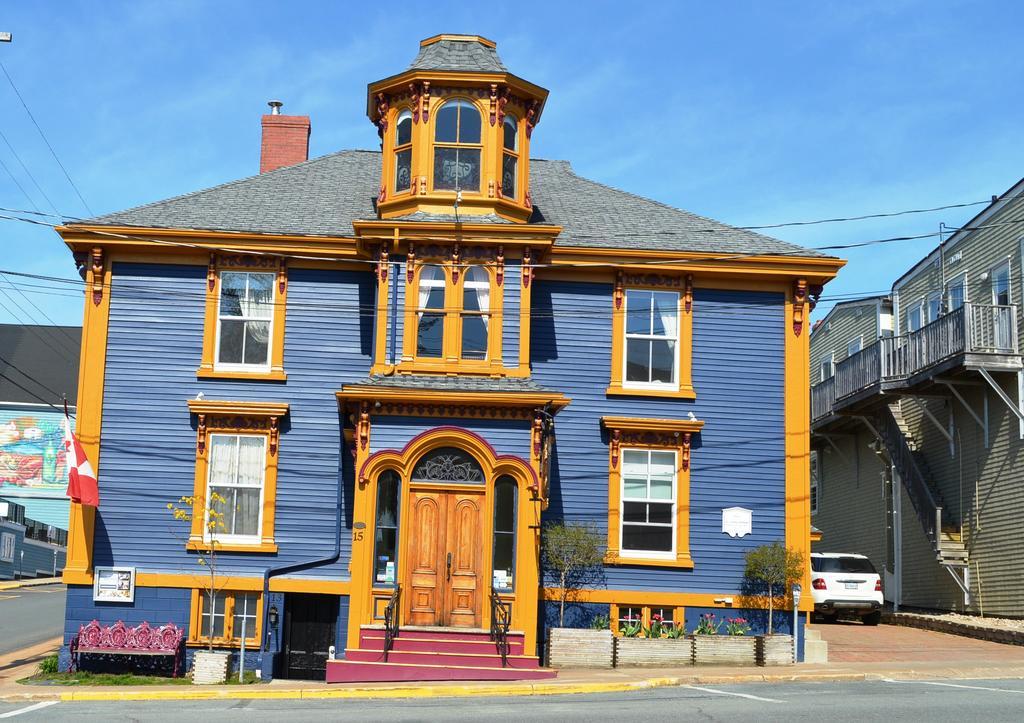 The Mariner King Inn Lunenburg Esterno foto