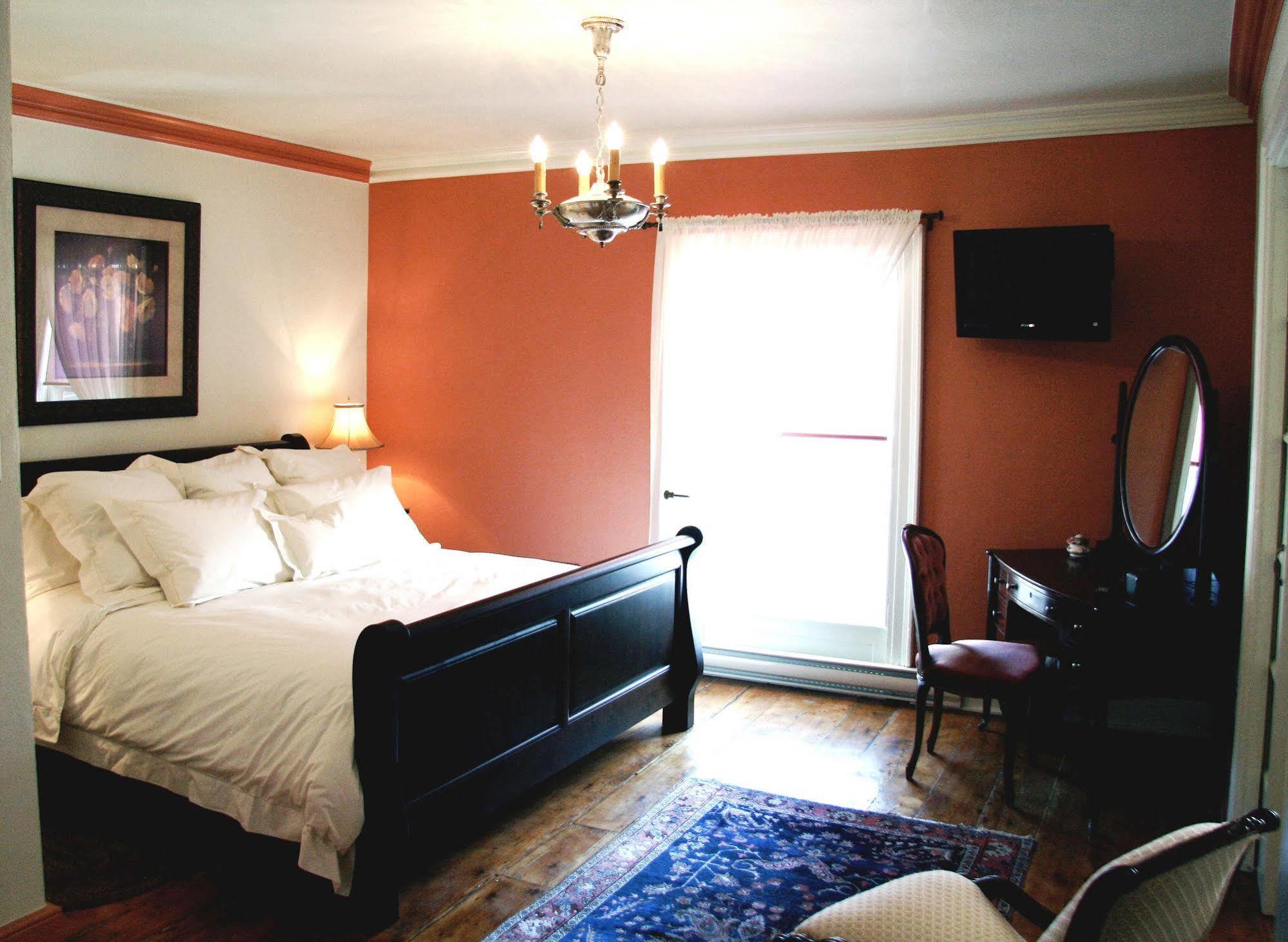 The Mariner King Inn Lunenburg Esterno foto